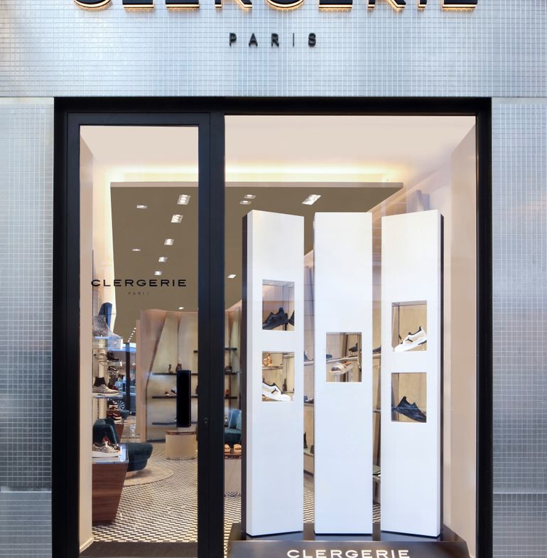 Welcome to 326, rue Saint-Honoré ! - Clergerie Paris - Europe