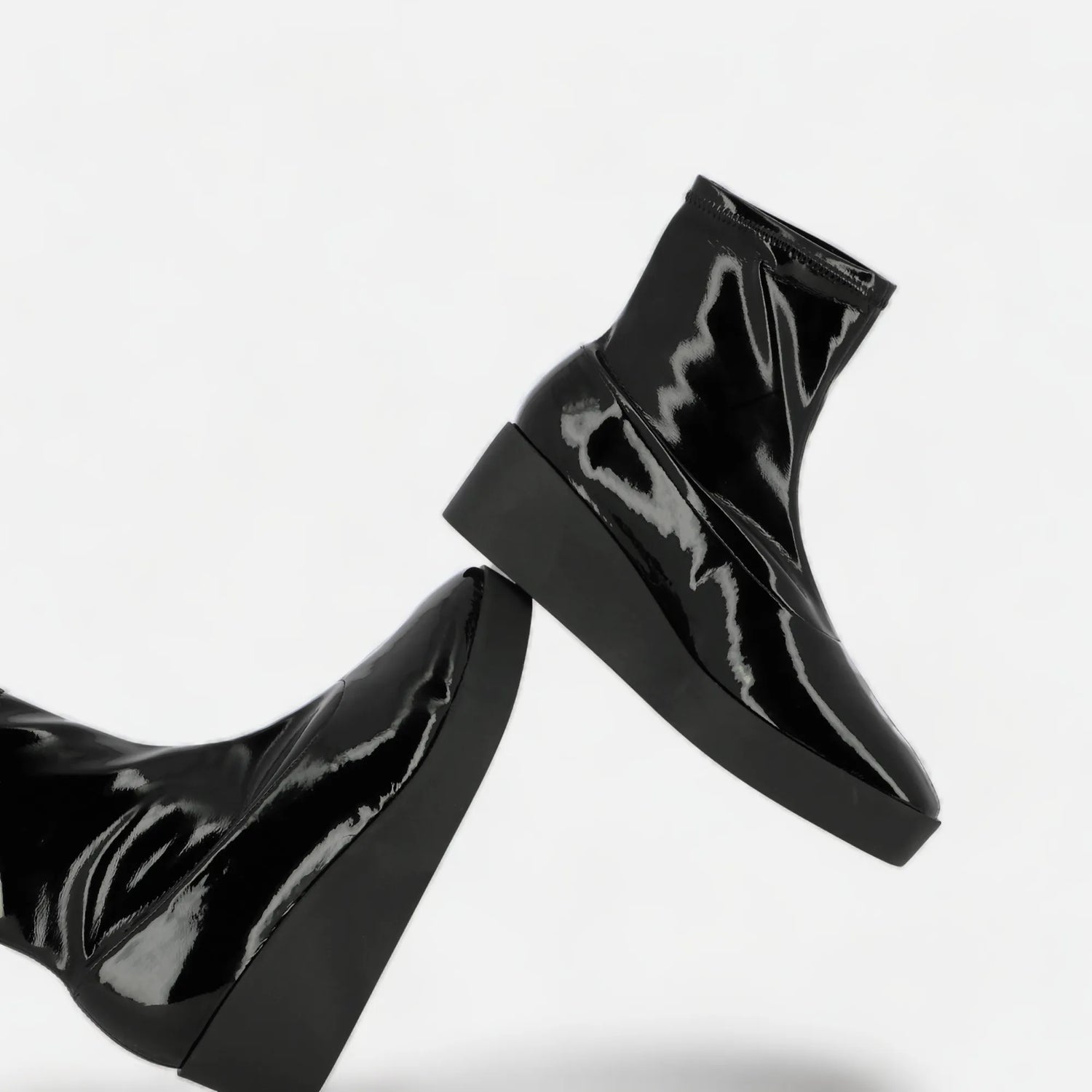 LEXA ankle boots, vinyl black || OUTLET