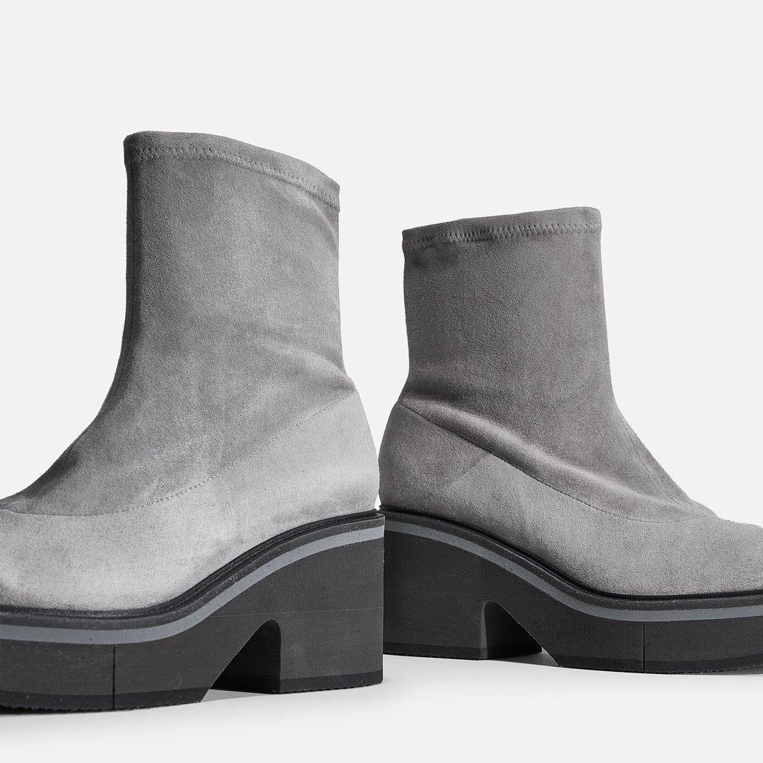 ALBANE ankle boots, grey suede lambskin || OUTLET