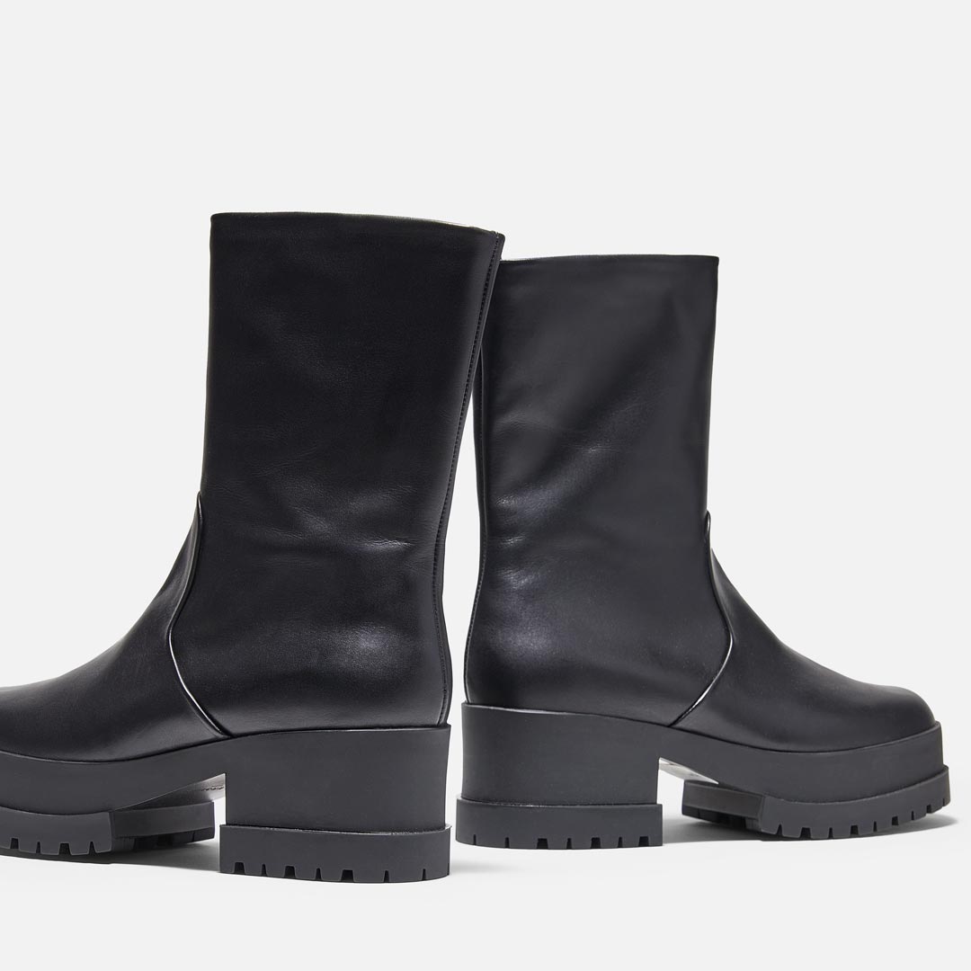 WILMER ANKLE BOOTS, BLACK CALFSKIN