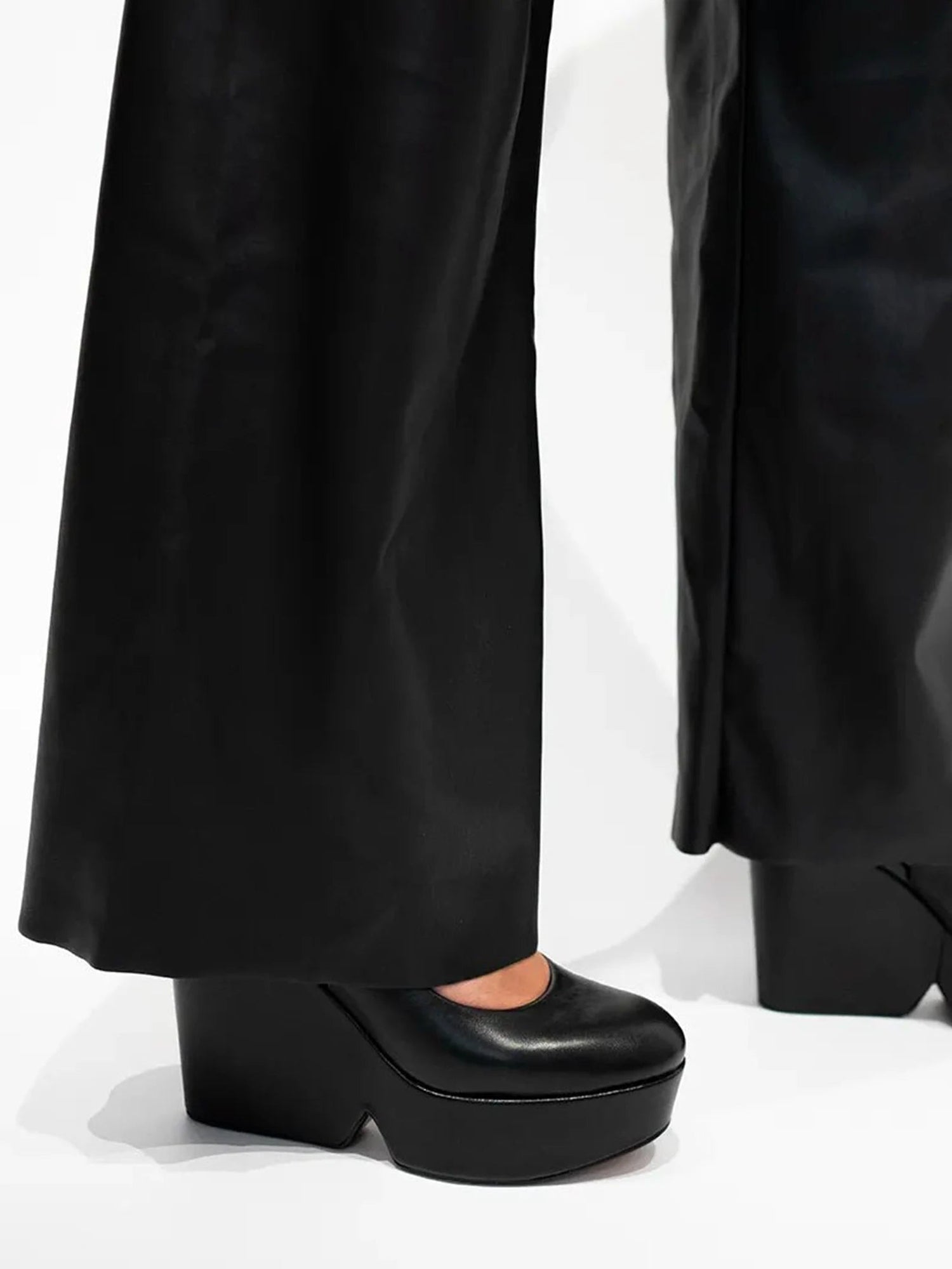 WEDGES - BELITA pumps, leather black | Clergerie Paris
