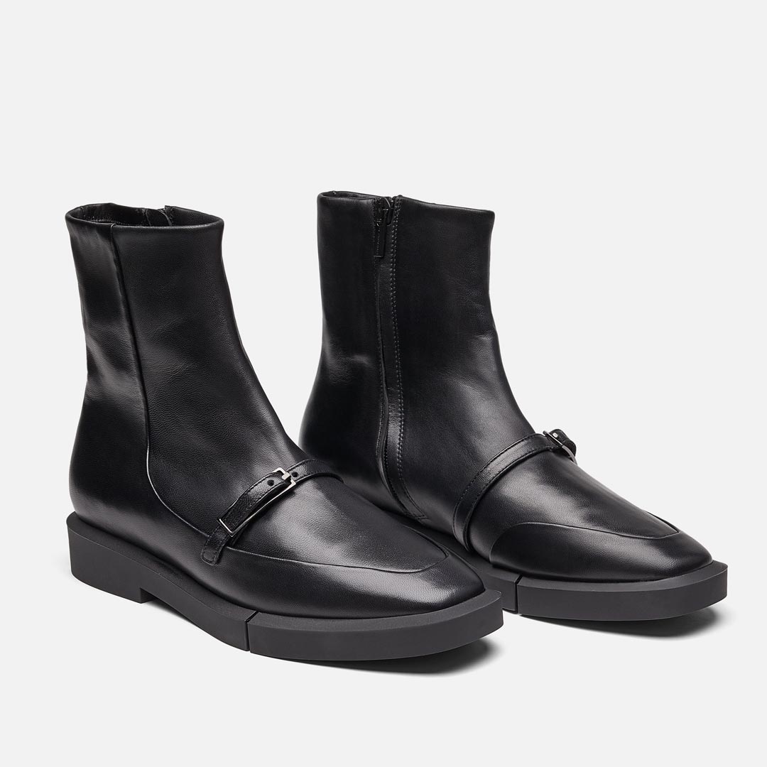 ANKLE BOOTS - OGGY ANKLE BOOTS, BLACK LAMBSKIN - 3606063157971 - Clergerie Paris - Europe