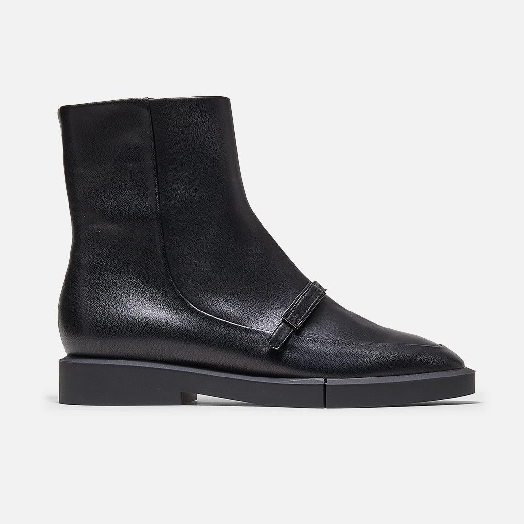 ANKLE BOOTS - OGGY ANKLE BOOTS, BLACK LAMBSKIN - 3606063157971 - Clergerie Paris - Europe
